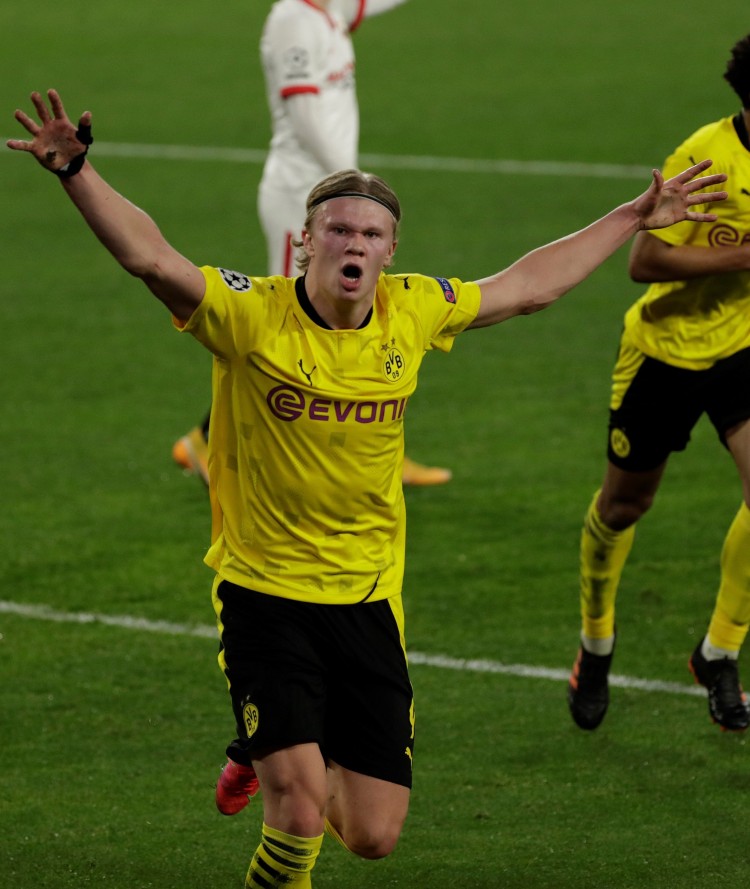 瑞典巨星伊 瑞典巨星伊